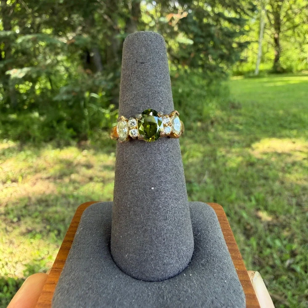 Vintage Gold Tone Olive Green Ring Size 7 Marquise Clear CZ Accent As Is Wear